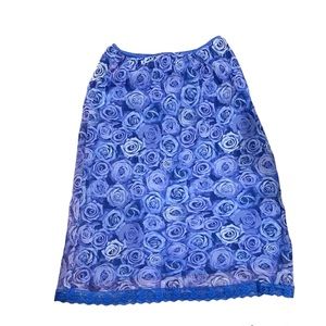 Y2k Rose Lace Trimmed midi skirt